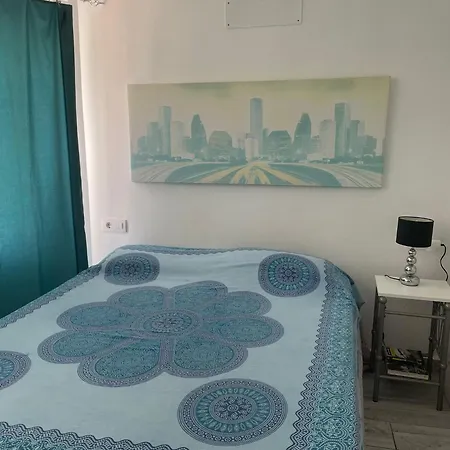 Apartamento Wonderful White Appartament In Playa Americas