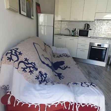 Wonderful White Appartament In Playa Americas Apartamento